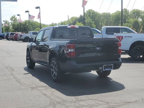 New 2025 Ford Maverick Lariat image 3