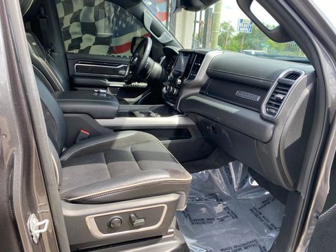 Used 2022 RAM 1500 Laramie w/ Sport Appearance Package image 12
