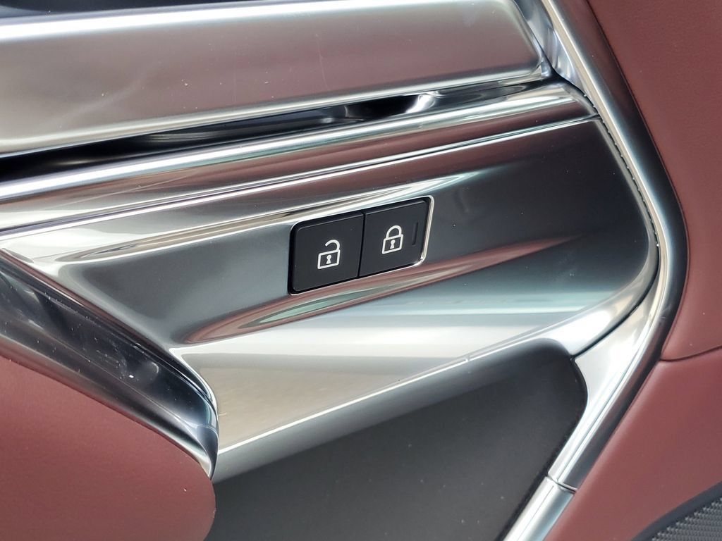 New 2026 Land Rover Range Rover SE AWD/4WD image 10