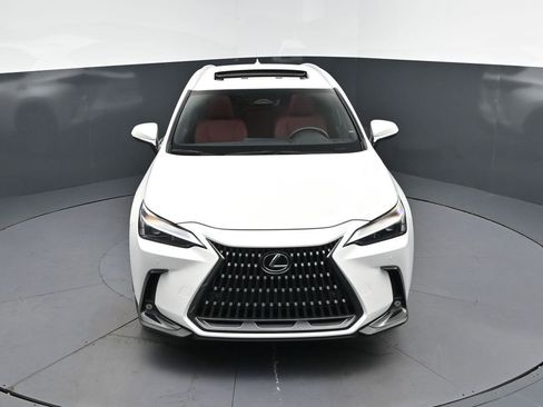 Used 2025 Lexus NX 250 FWD w/ Towing Package (2000 Lbs) image 37