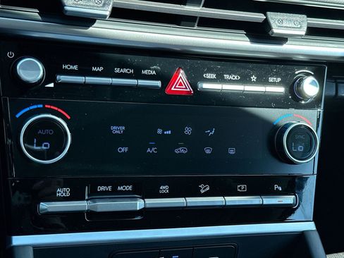 New 2026 Hyundai Santa Fe SE image 19