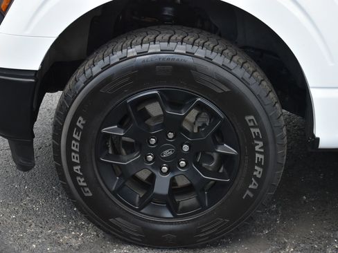 Used 2024 Ford F150 STX w/ Equipment Group 201A FX4 AWD/4WD image 9