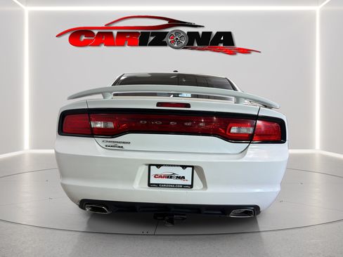 Used 2014 Dodge Charger SXT Plus RWD image 9