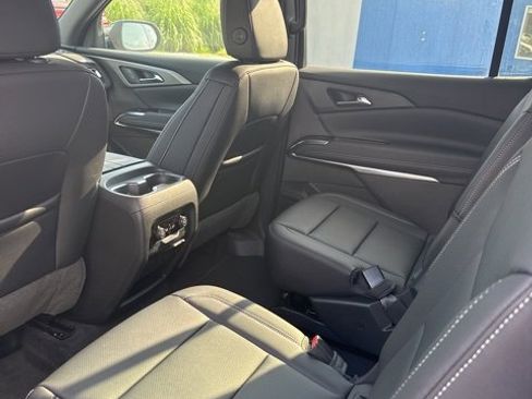 New 2025 Chevrolet Traverse LT w/ Driver Confidence Package image 13