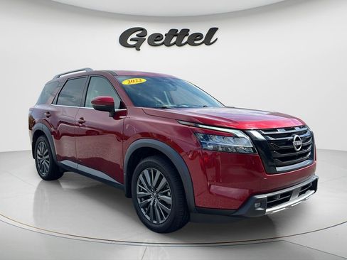 Used 2022 Nissan Pathfinder SL w/ SL Premium Package FWD image 3