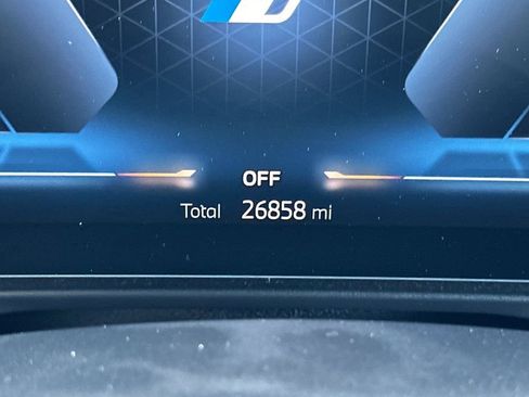 Used 2022 BMW i4 eDrive40 image 30