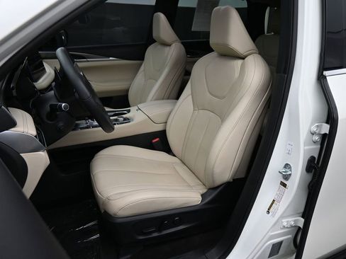 Used 2023 INFINITI QX60 Luxe w/ Performance Audio Package AWD/4WD image 19