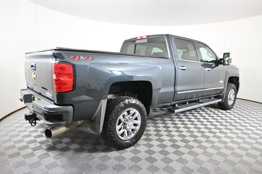 Used 2019 Chevrolet Silverado 3500 High Country w/ Duramax Plus Package AWD/4WD image 7
