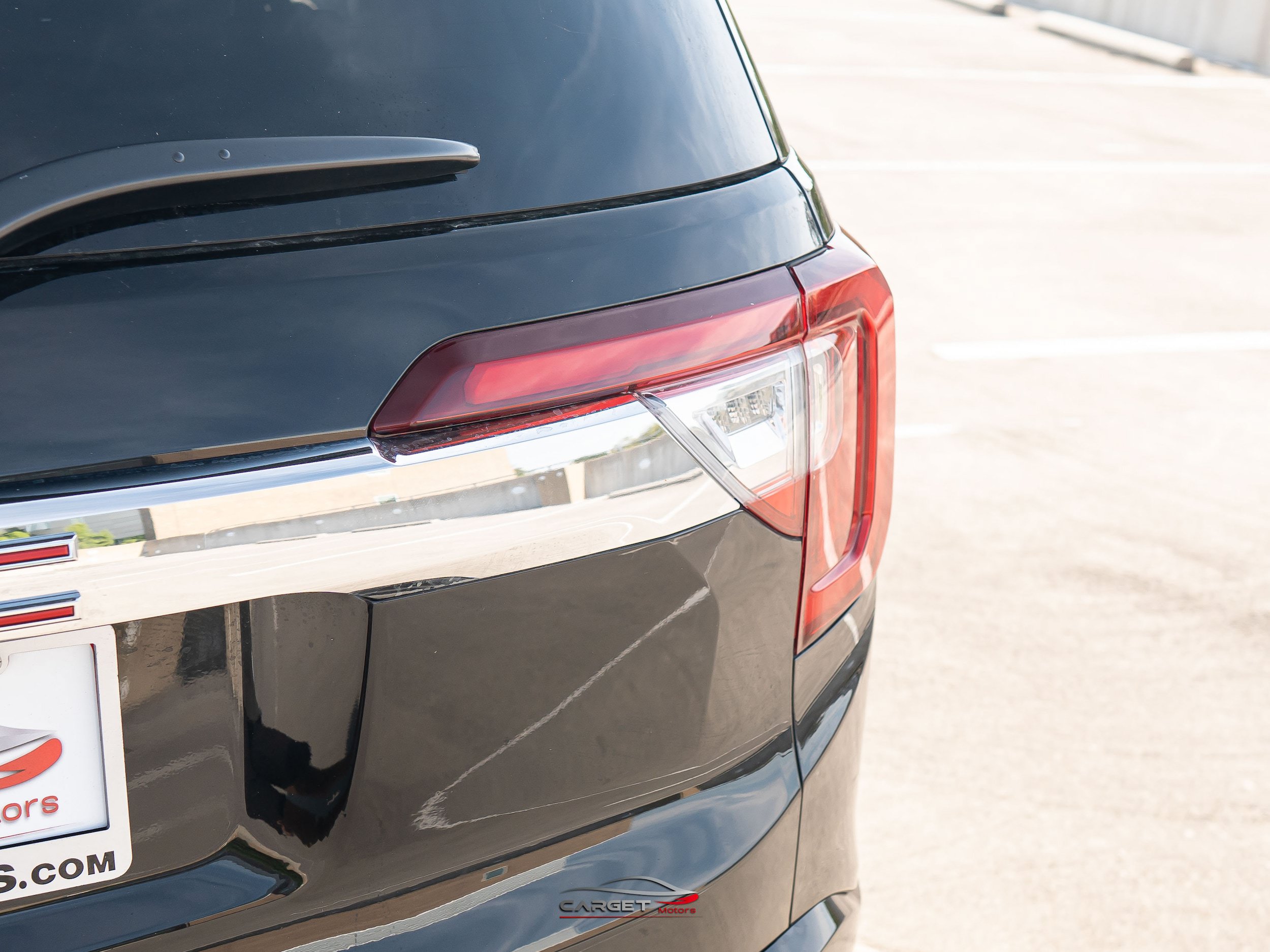 Used 2020 GMC Acadia Denali w/ Technology Package FWD image 50