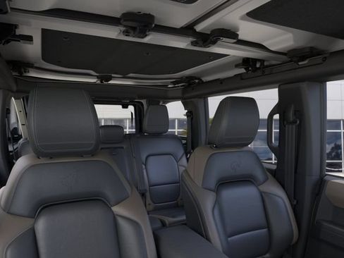New 2026 Ford Bronco Big Bend w/ Black Appearance Package AWD/4WD image 12