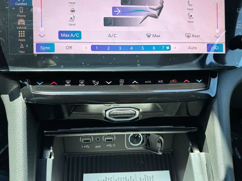 New 2026 Jeep Grand Cherokee L Limited AWD/4WD image 28