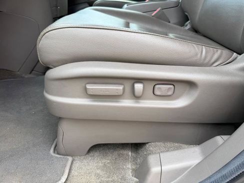 Used 2012 Honda Odyssey Touring image 20