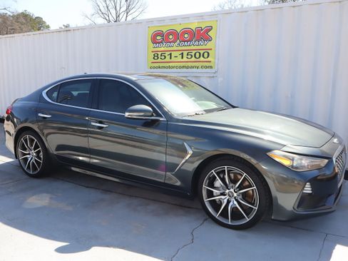 Used 2019 Genesis G70 3.3T Design image 5