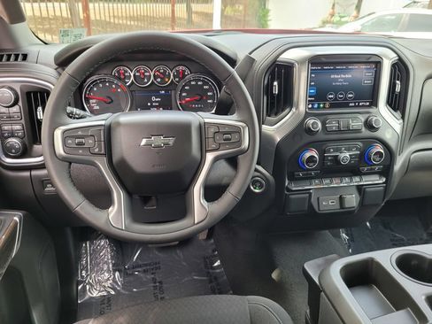 Used 2022 Chevrolet Silverado 1500 RST w/ Z71 Off-Road Package AWD/4WD image 19