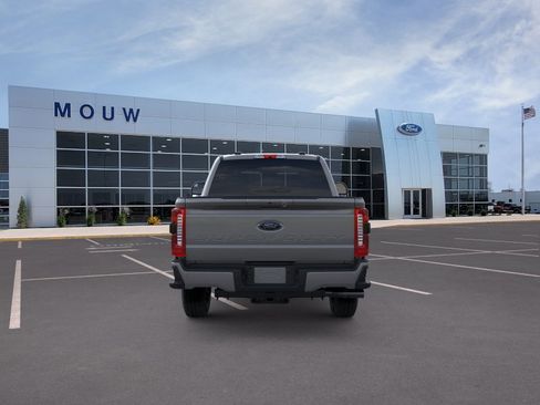 New 2026 Ford F250 4x4 Crew Cab Super Duty image 5