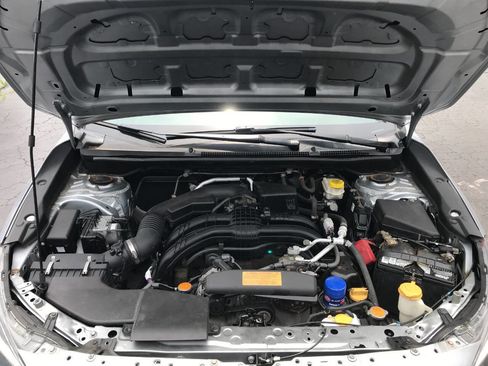 Used 2017 Subaru Impreza 2.0i Premium AWD/4WD image 8