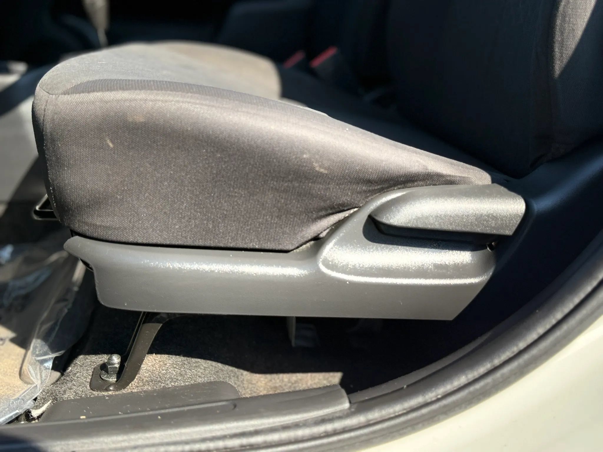 Used 2015 Mitsubishi Mirage DE FWD image 25