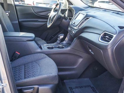 Used 2024 Chevrolet Equinox LT image 12