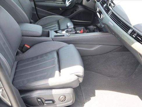 Used 2025 Audi A5 2.0T Premium Plus w/ Premium Plus AWD/4WD image 28
