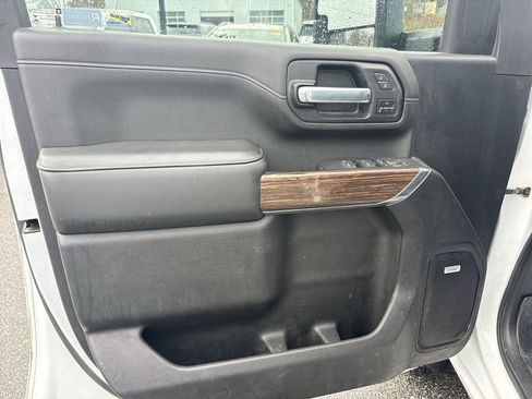 Certified 2021 Chevrolet Silverado 3500 High Country w/ Technology Package image 26