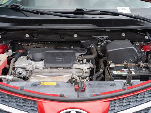 Used 2015 Toyota RAV4 LE FWD image 21