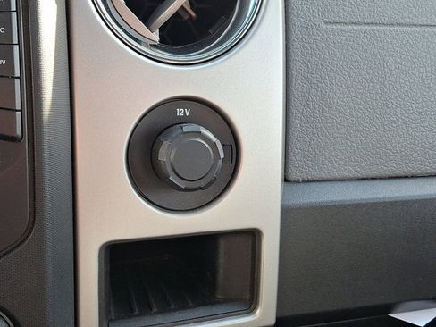 Used 2013 Ford F150 XLT w/ Luxury Equipment Group image 25