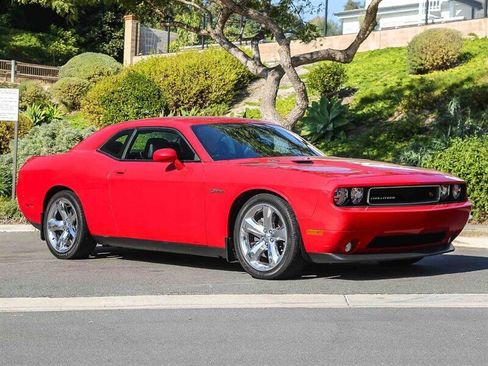 Used 2012 Dodge Challenger R/T Plus image 8