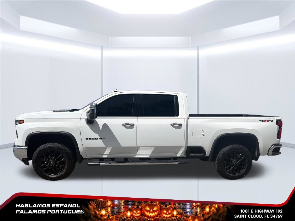 Used 2025 Chevrolet Silverado 2500 LTZ w/ LTZ Premium Package AWD/4WD image 2