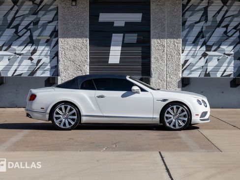 Used 2017 Bentley Continental GT image 16