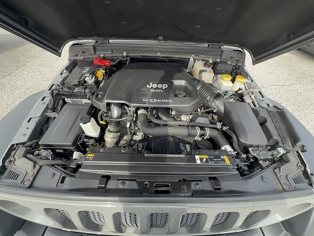 Used 2022 Jeep Wrangler Unlimited Sport AWD/4WD image 25