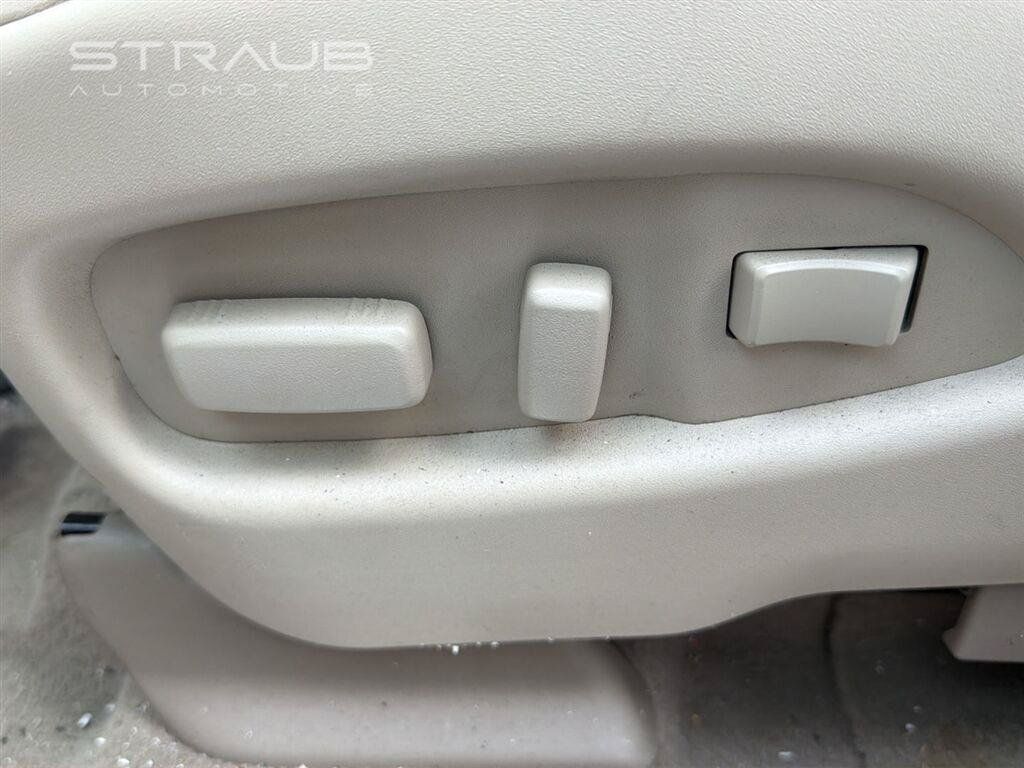 Used 2016 Cadillac SRX Performance w/ Driver Awareness Package AWD/4WD image 14