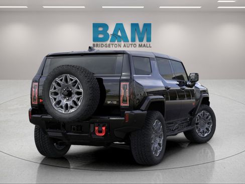 New 2024 GMC Hummer EV 3X w/ LPO, Illumination Package image 7