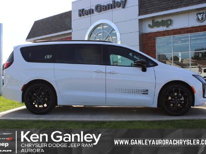 New 2027 Chrysler Pacifica Select