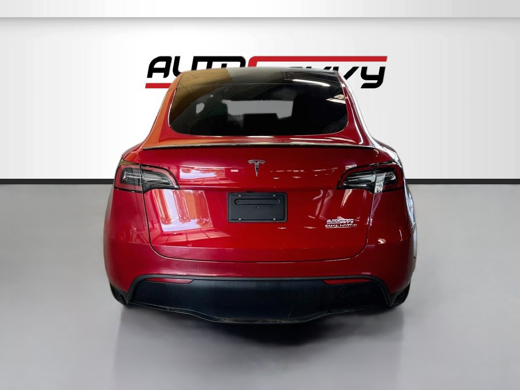 Used 2023 Tesla Model Y Performance AWD/4WD image 6