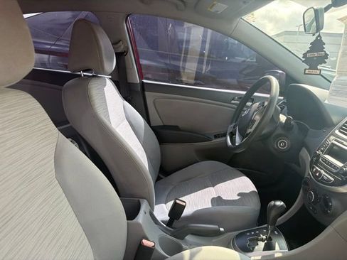 Used 2016 Hyundai Accent SE w/ Option Group 02 FWD image 8