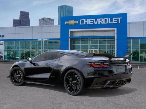 New 2026 Chevrolet Corvette Z06 w/ Z07 Performance Package RWD image 3