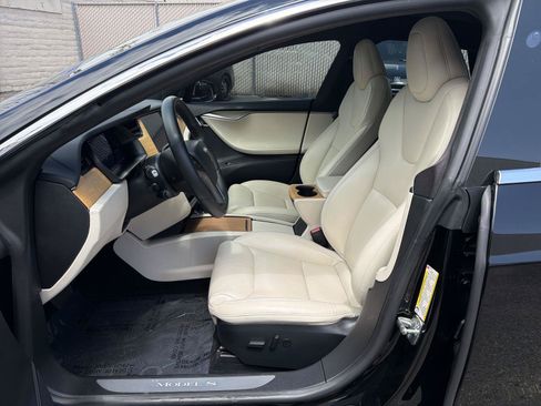 Used 2021 Tesla Model S Long Range Plus AWD/4WD image 17