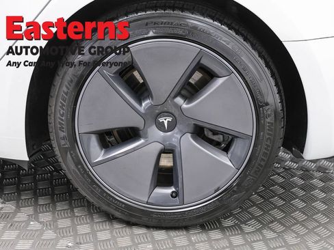 Used 2023 Tesla Model 3 Standard Range RWD image 27