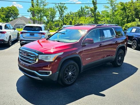Used 2018 GMC Acadia SLT FWD image 3