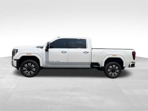 Used 2024 GMC Sierra 2500 Denali w/ Denali Reserve Package AWD/4WD image 10