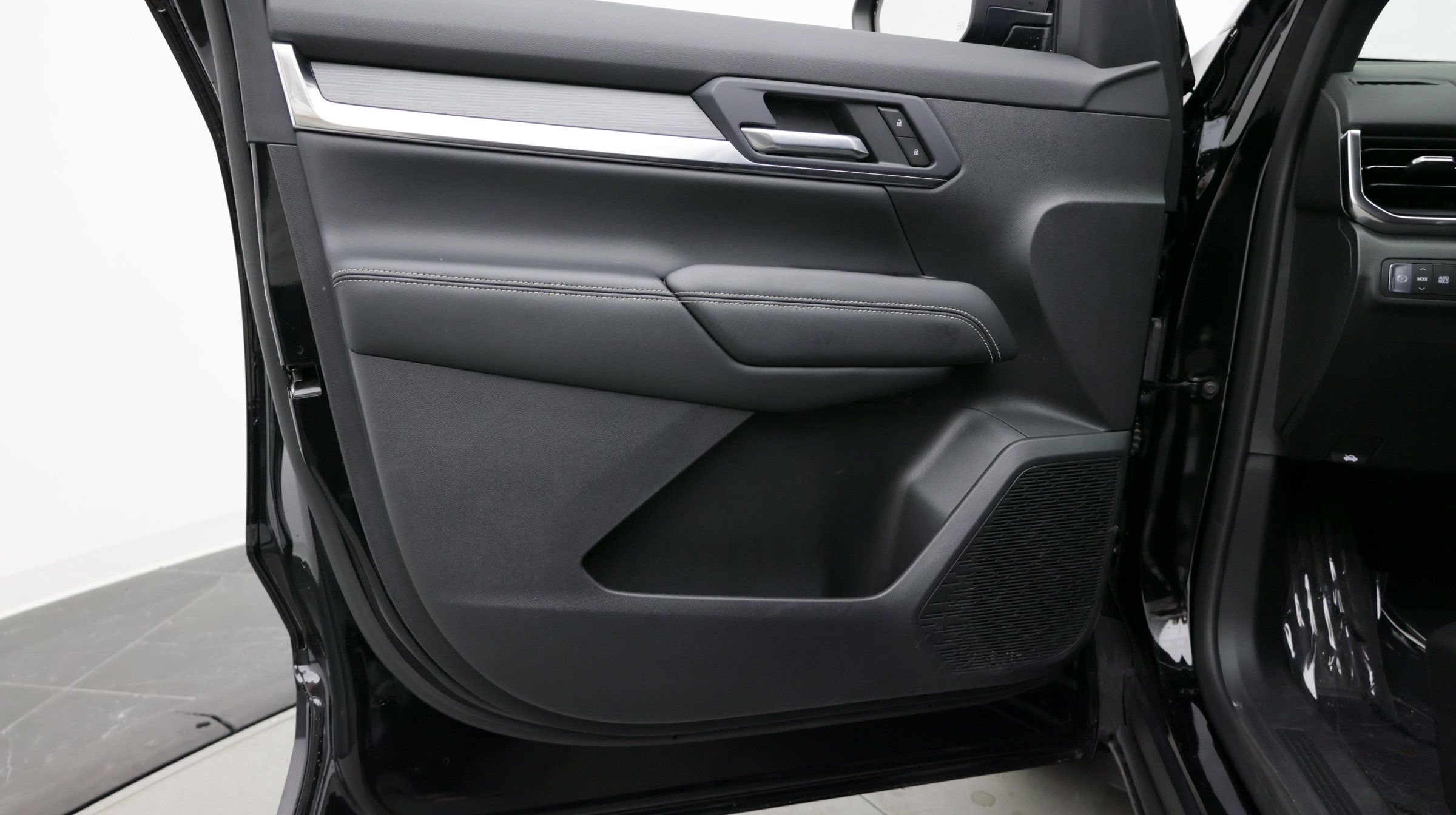 Used 2026 GMC Terrain Elevation FWD image 13