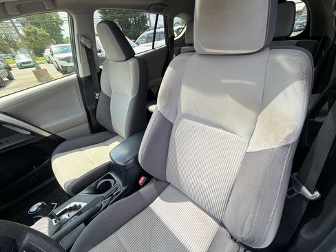 Used 2013 Toyota RAV4 XLE AWD/4WD image 14