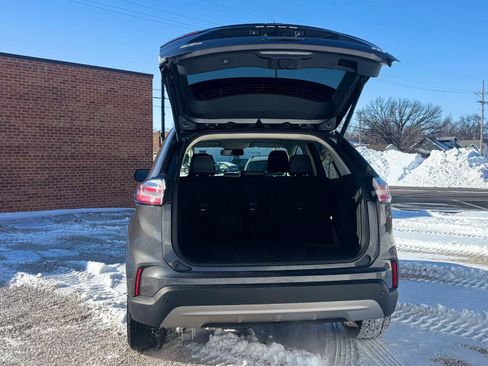 Certified 2024 Ford Edge SEL w/ Convenience Package AWD/4WD image 5