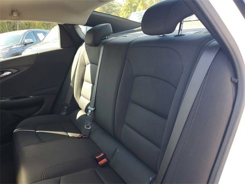 Used 2020 Chevrolet Malibu LS image 11