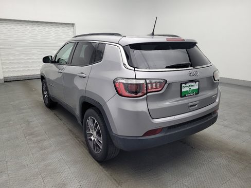 Used 2020 Jeep Compass Latitude image 5