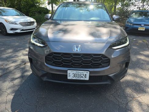 Used 2025 Honda HR-V LX image 2