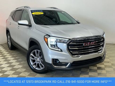 Used 2022 GMC Terrain SLT AWD/4WD image 3