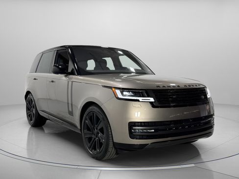 Used 2023 Land Rover Range Rover SE image 6