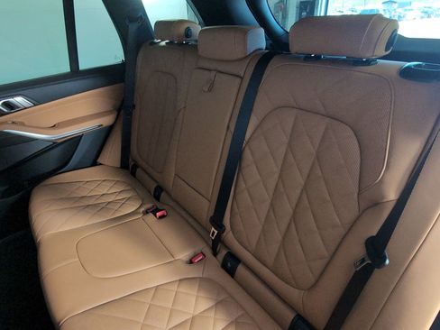 Used 2026 BMW X5 sDrive40i w/ Premium Package image 28
