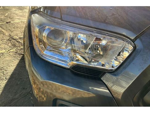 Used 2022 Toyota Tacoma SR image 29